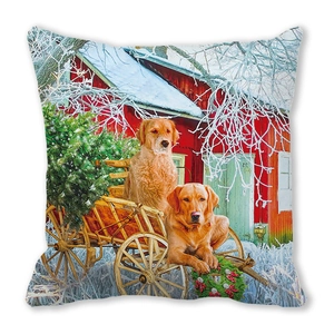 Λεπτομέρεια από κάλυμμα μαξιλαριού με Golden Retriever και χιονισμένο αχυρώνα σε ύφασμα