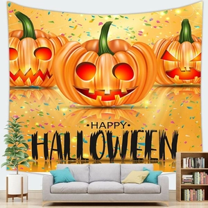 Detalle de tapiz de Halloween con calabazas decorativas y letras de fiesta alegre