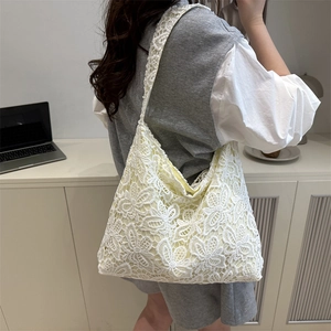 Sac cabas en dentelle florale blanche pour femme avec grande capacité et style champêtre