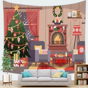 Detalle de tapiz navideño con chimenea acogedora e interior con árbol decorado