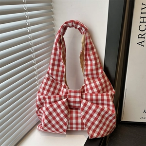 Sac cabas à carreaux vichy rouge et blanc avec grand nœud et bandoulière à volants