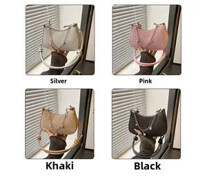 Vue détaillée du sac à bandoulière pailleté en quatre couleurs avec chaîne et étoile