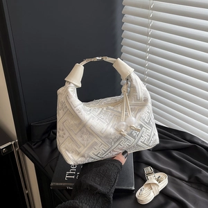 Vintage Ethnic Geometric Embroidered Hobo Bag For Women Jacquard Floral Shoulder Underarm Bag Fashion Commuter Handbag