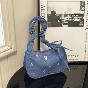 Sac À Épaule Sous L'Aisselle En Denim Pour Femmes Broderie Florale Nœud Bandoulière Scrunchie Style Japonais Coréen Hobo
