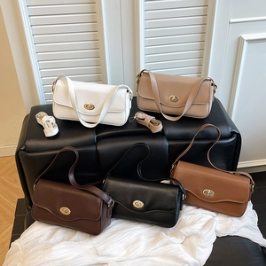 Minimalistische PU Leder Baguette Tasche Für Damen 2025 Sommer Neue Mode Schultertasche Mit Metall Drehverschluss Casual Tasche