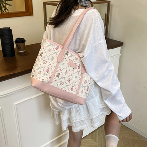 Pink and white large capacity cartoon tote bag for women with cute bear prints