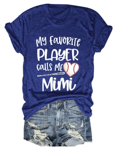 T-shirt bleu marine avec texte My favorite PLAYER et short en jean délavé à plat