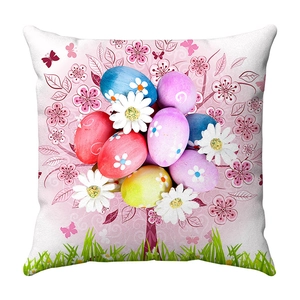 Federa per cuscino pasquale in peluche con uova colorate e margherite bianche su fondo bianco