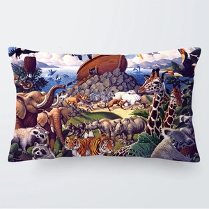 Detalle del estampado de elefantes sobre la suave funda de almohada de 30x50cm