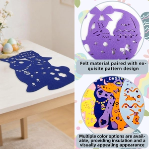 Caminos de mesa de fieltro para Pascua con diseños de conejos y huevos decorativos