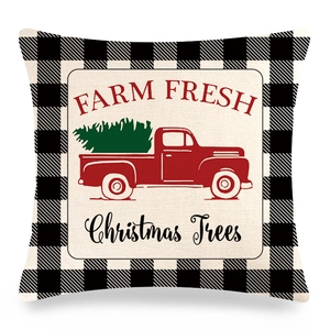 Dettaglio del design Farm Fresh Christmas Tree su una federa per cuscino in lino