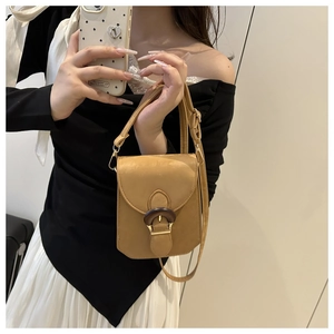 Sac bandoulière vertical minimaliste pour femme, sac de rangement pour téléphone en cuir PU.