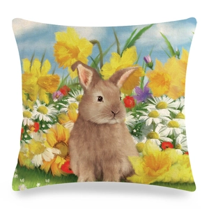 Vue détaillée de la housse de coussin lapin de Pâques avec texture en lin et fleurs