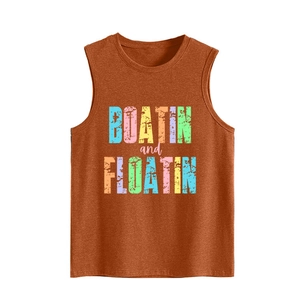 Détail du débardeur en coton orange rouille avec imprimé graphique vintage Boatin and Floatin