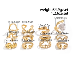 Detailed size guide for 12-piece gold ring set featuring pearls and twisted bands