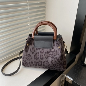 Borsa A Tracolla Leopardata E Piccola Pochette Pelle PU Pelliccia Sintetica Manico In Legno Borsa Vintage Per Donna