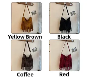 Collezione di borse a tracolla con frange in marrone, nero, caffè e rosso