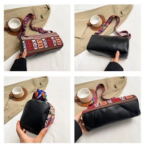 Détails du sac seau ethnique avec base en cuir et large bandoulière tissée colorée