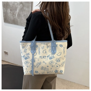 Retro graffiti tote bag in beige and blue featuring street art letters and casual design