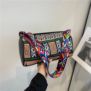 Sac bandoulière cylindrique bohème ethnique avec large sangle jacquard réglable