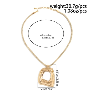 Detaillierte Größenangaben der goldenen Hip-Hop-Kette mit 6,5 cm Hohl-Anhänger