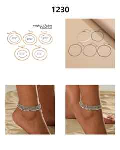 Détails du lot de bracelets de cheville argentés montrant la longueur de 23cm et 5cm