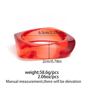 Specifiche dettagliate delle dimensioni per il bracciale largo in resina rossa