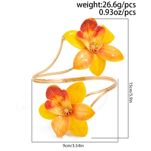 Detailed view of large yellow flower upper arm cuff with weight and size measurements