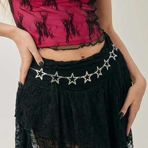 Silberne Punk-Taillenkette mit hohlen Pentagramm-Gliedern für moderne Damenmode