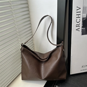Minimalist deep brown large capacity tote bag with lychee texture and wide strap