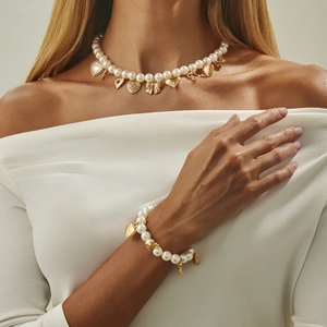 Collana E Bracciale In Künstliche Perle Imitazione Ciondoli Cuore Fiocco In Lega Retro Francese Elegante Gioielli Per Donne
