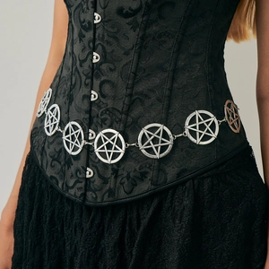 Corsetto gotico in jacquard nero con cintura a catena a pentagramma e fibbie in metallo