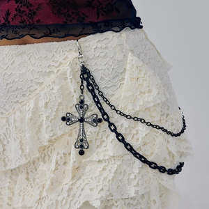 Catena da vita punk gotica con ciondolo a croce traforata e doppie catene nere lunghe