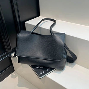Sac Fourre-tout Rétro Coréen pour Femmes Grande Capacité Minimaliste en Cuir PU Sac à Bandoulière de Trajet Avec Rabat Mode Grand Sac Quotidien