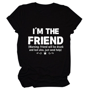 Maglietta nera in cotone con stampa grafica I'M THE FRIEND e classico girocollo bianco