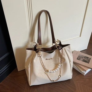 Borsa Tote da Donna alla Moda con Catena di Künstliche Perle Borsa a Tracolla in Pelle PU ad Alta Capacità per il Pendolarismo Quotidiano Ufficio