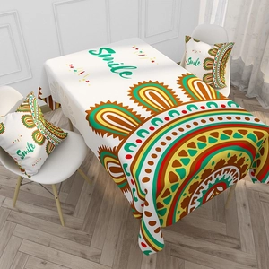 Tovaglia rettangolare mandala nordica con stampa Smile colorata e cuscini abbinati