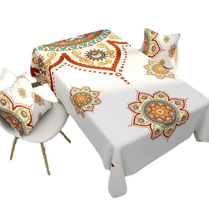 Tovaglia rettangolare mandala e cuscini con motivi floreali boho in arancione
