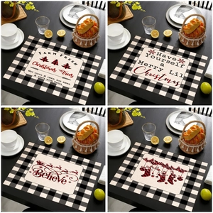 Tovagliette in Lino Natalizie Buffalo Check Plaid Renna Fiocco di Neve Resistenti al Calore Decorazione Cucina