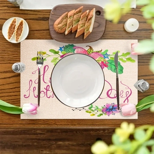 Sottopiatto per la festa della mamma in lino con testo e stampa floreale ad acquerello
