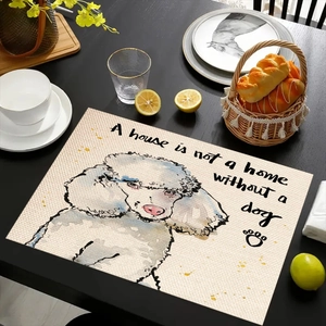 Dettaglio tovaglietta in lino con illustrazione di barboncino e citazione sui cani