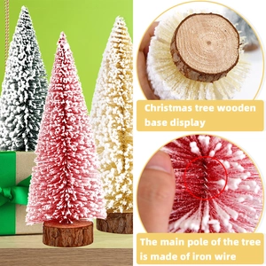 Mini alberi di Natale innevati con base in legno e struttura in filo per tavolo