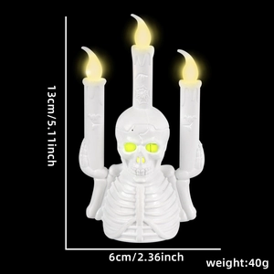 Detaillierte Größenangaben für den LED-Halloween-Skelett-Kerzenhalter bei 13x6 cm