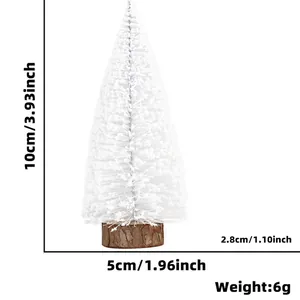 Dettaglio dimensioni del mini albero di Natale bianco con base in legno naturale