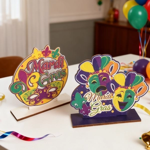 Set di due decorazioni da tavolo Mardi Gras in legno con motivi di maschere