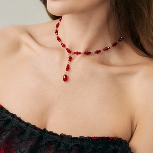 Gothic red crystal beaded Y-necklace with blood drop tassel for Halloween party outfits