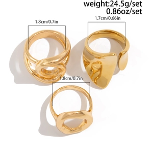 Détails d'un ensemble de 3 bagues dorées avec spécifications de poids et de dimensions