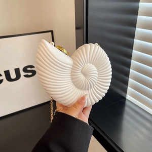 Shell Shaped Acrylic Crossbody Bag For Women Nautilus Conch Box Clutch With Gold Metal Chain Strap Novelty Fashion