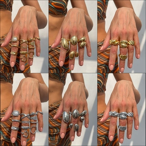 Collezione di Anelli in Lega Geometrica Vintage Metallo Liquido Irregolare Oro Argento Con Perla Artificial per Donna Gioielli da Festa