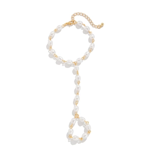 Modisches goldenes Fingerring-Armband mit weißen Perlen für Damen in Handarbeit